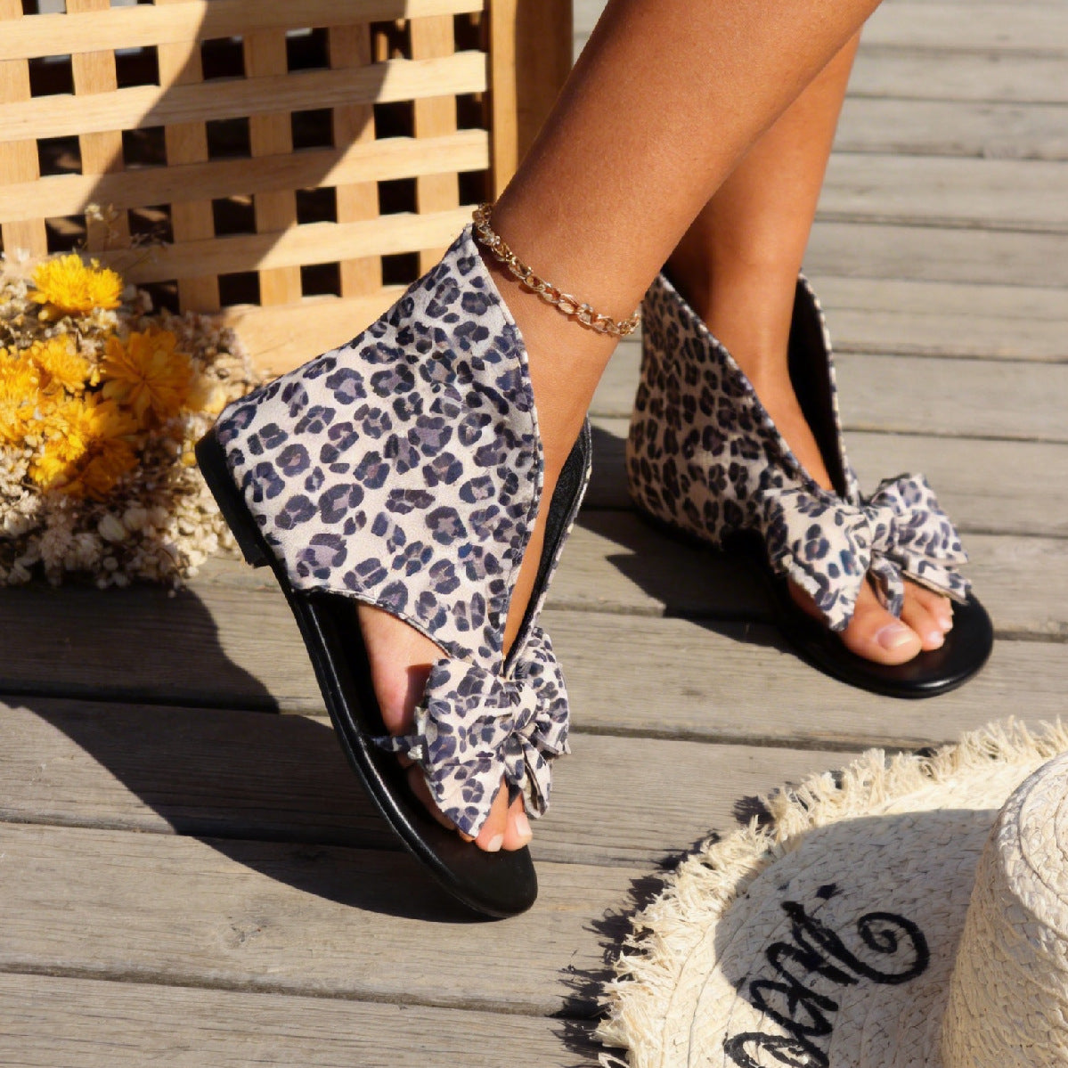 💎 Limited Deal ✨Retro Sweet Split-Toe Sandalswith Big Bow