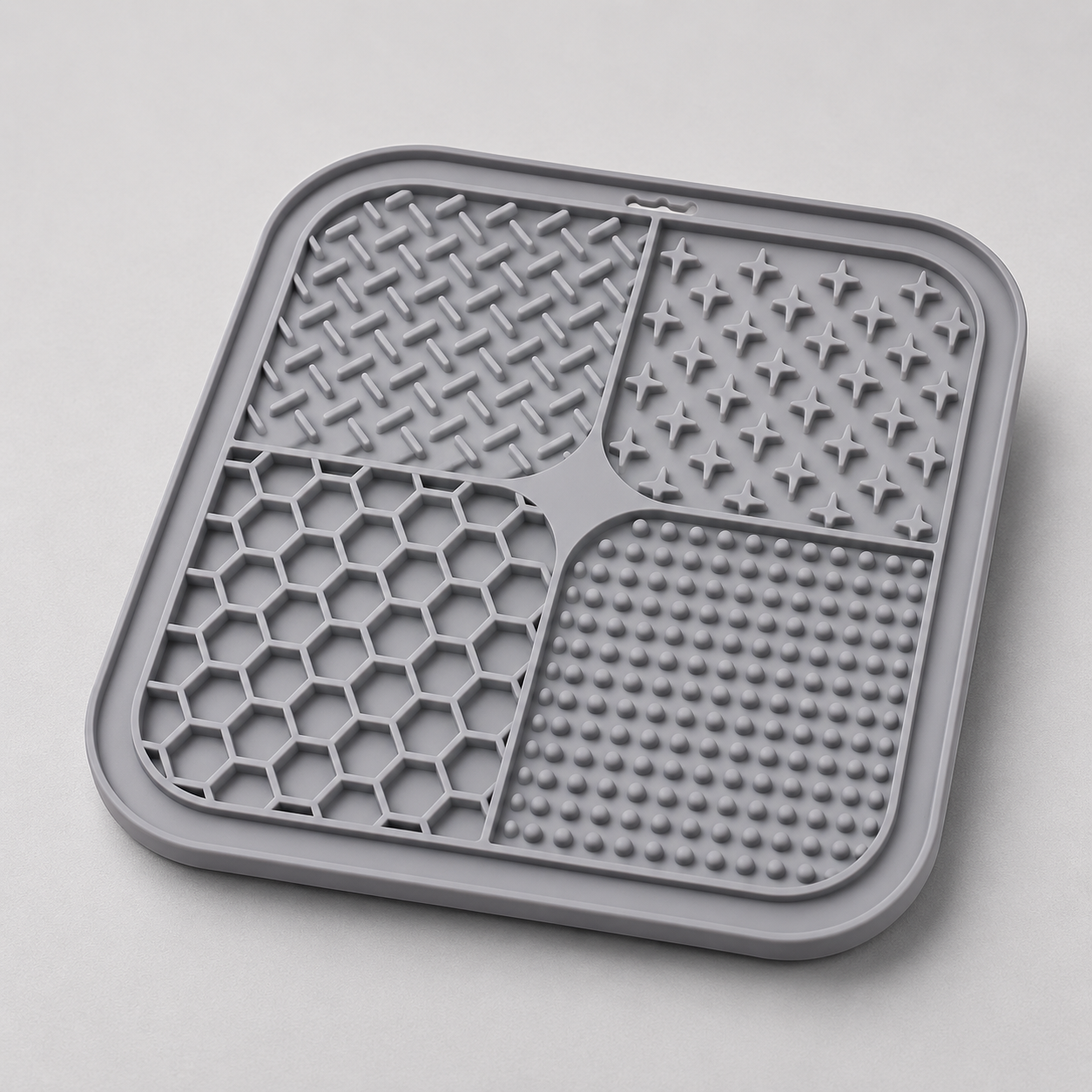 💎 Web Exclusive 🛍️Slow Feeder Lick Mat for Dogs with Suction Cups