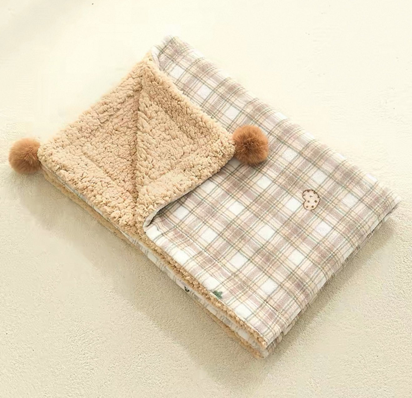Cloud-Like Pet Blanket Pillow Combo