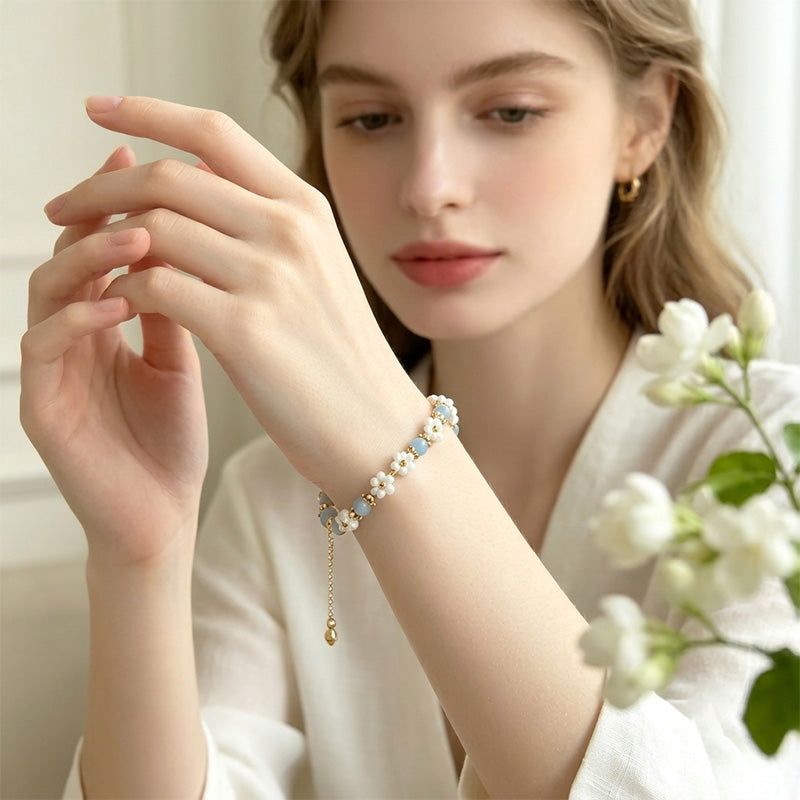 Boho Beaded Daisy Flower Bracelet