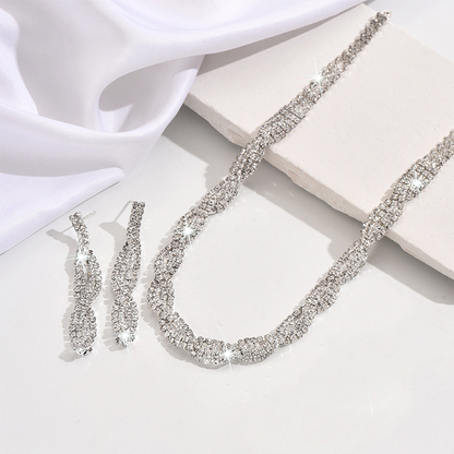 Sparkling Rhinestone Claw Chain Necklace & Earrings Set for Women
