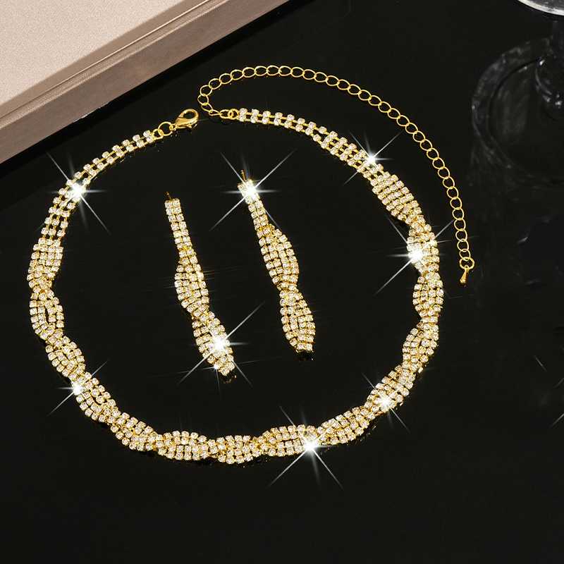 Sparkling Rhinestone Claw Chain Necklace & Earrings Set for Women