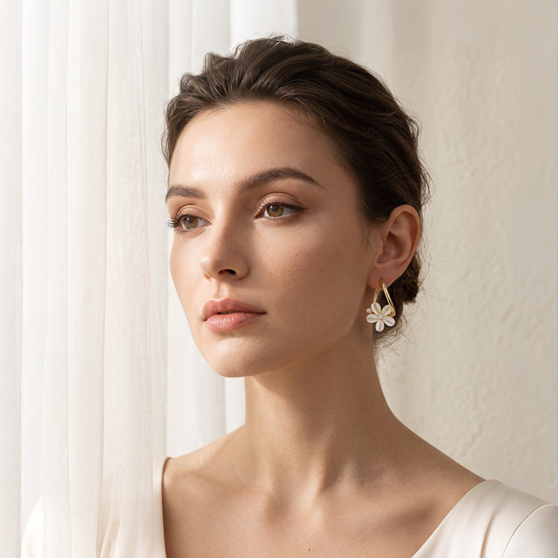 Women's Fresh Flower Huggie Earrings