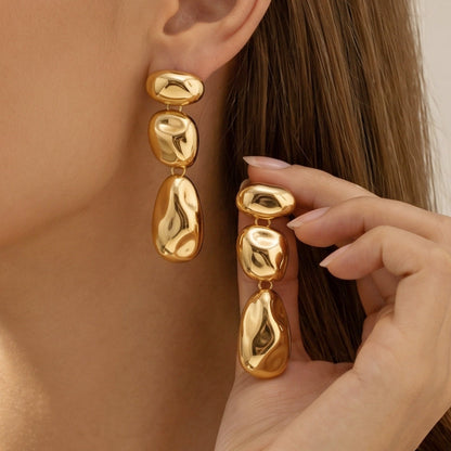 Women Minimalist Metallic Textured Pendant Earrings