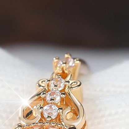 Vintage Hollow Pattern Ring with Oval Rhinestone