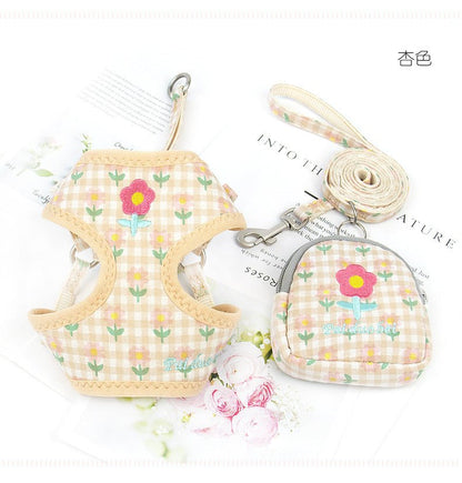 Vest harness with backpack and leash